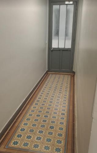 Petite Maison Avec Cour Dans Les Beaux Quartiers-Vous Faites Le Menage- Very Good Prices For T-H-E Location But You Have To Clea-N Th-E Flat Lejlighed Paris Eksteriør billede